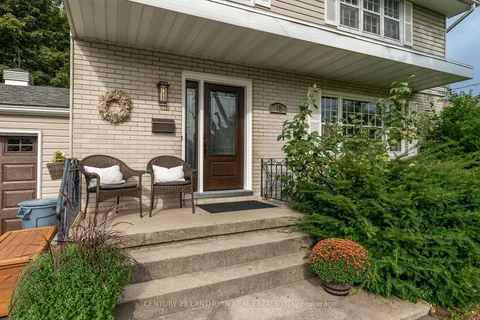 18 Lesley Dr, Belleville, ON K8N 4G3