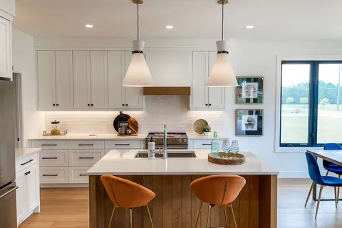 56 ALLISTER Dr, Middlesex Centre, ON N0L 1R0