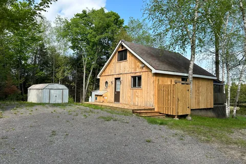 810 4th Line, Douro-Dummer, ON K0L 3E0