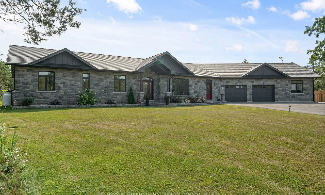 90 Sunrise Dr, Prince Edward County, ON K8N 4Z7