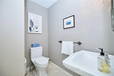 13 Oak Drive, Niagara-on-the-Lake, ON L0S 1J0