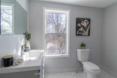 15967 Highway 62, Madoc, ON K0K 1Y0