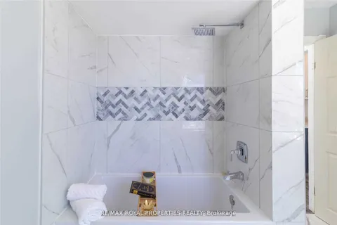 15967 Highway 62, Madoc, ON K0K 1Y0