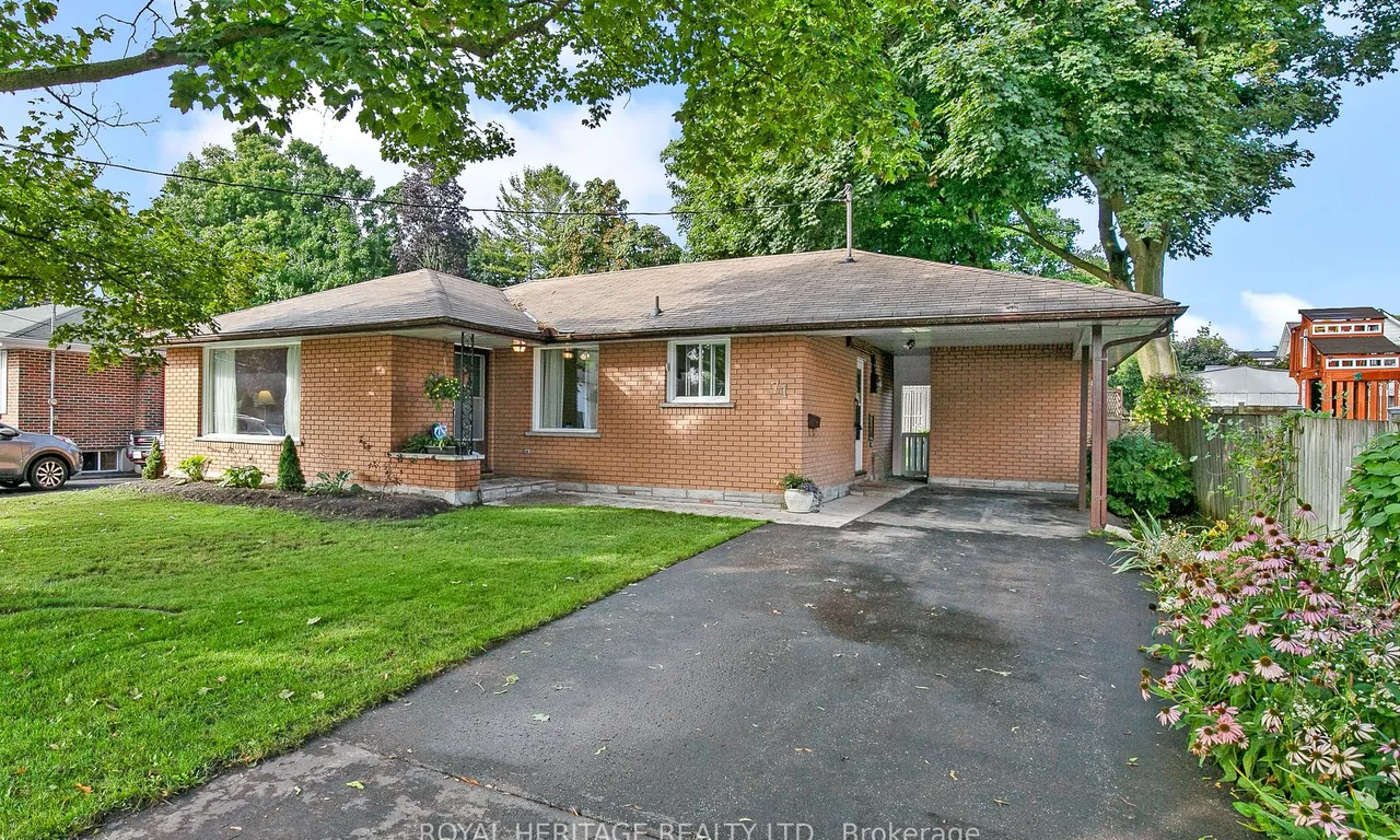 71 Adelaide St, Kawartha Lakes, ON K9V 3K2
