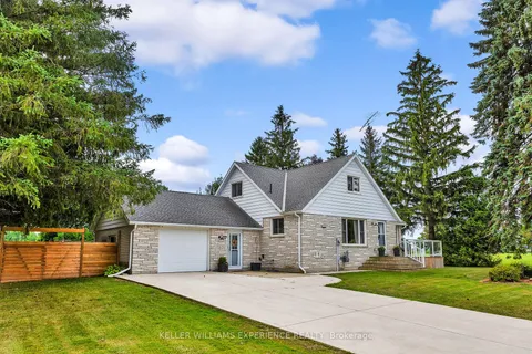 37 Allan St, Minto, ON N0G 1M0