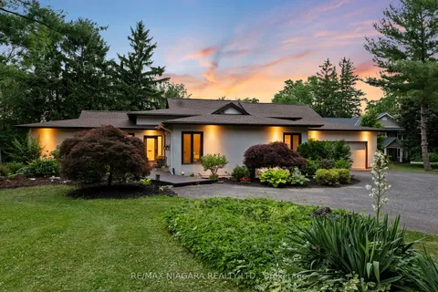 1647 Gregory Rd, St. Catharines, ON L2R 6P9