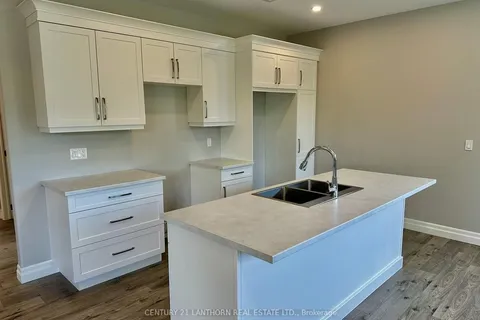 10 Gladstone St, Madoc, ON K0K 2K0