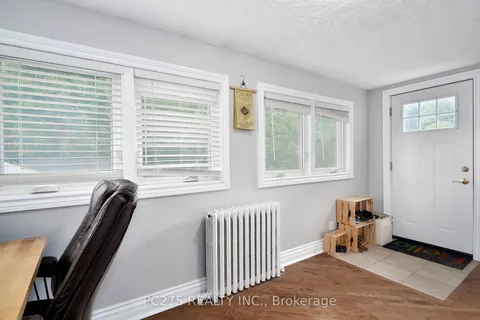 294 Wharncliffe Rd, London, ON N6J 2L5