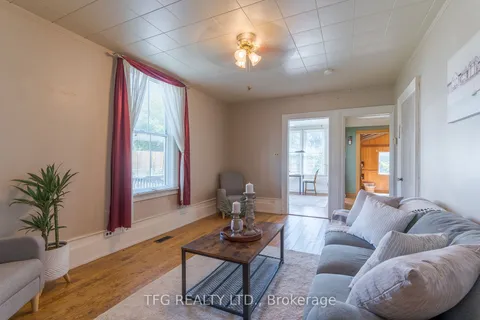 17 Church St, Cramahe, ON L3K 2M3