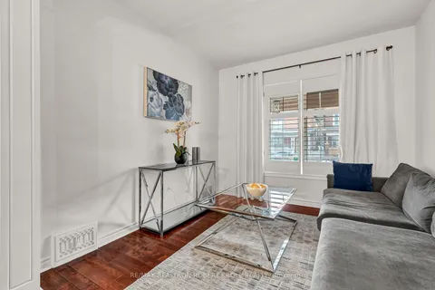 17 Avalon Pl, Hamilton, ON L8M 1R2