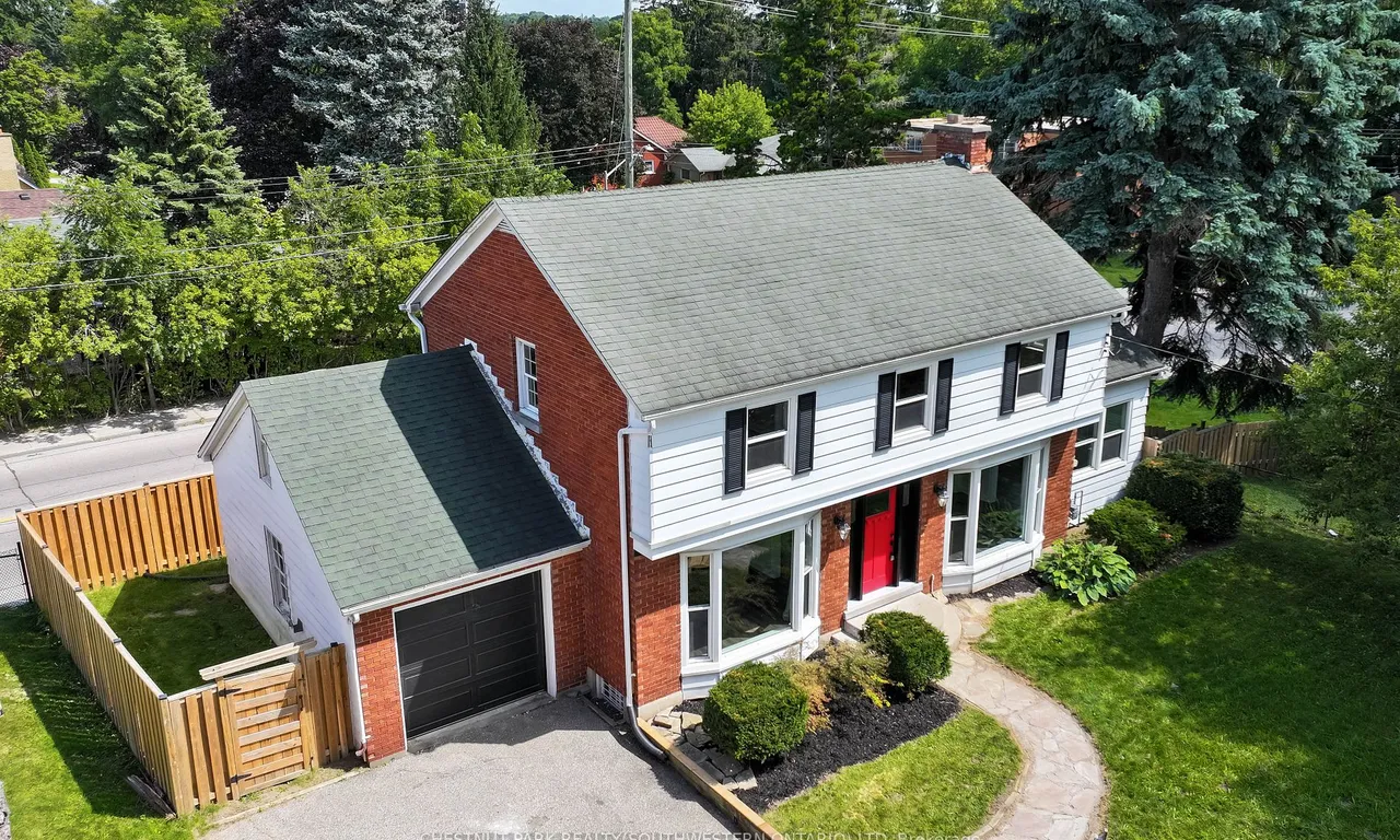 23 James St, Waterloo, ON N2J 2S8