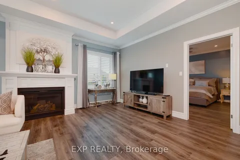 32 Forbes Cres, North Perth, ON N4W 0B9