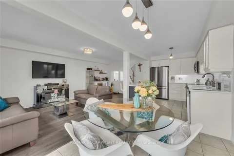 119 Donald Bell Dr, Hamilton, ON L0R 1C0