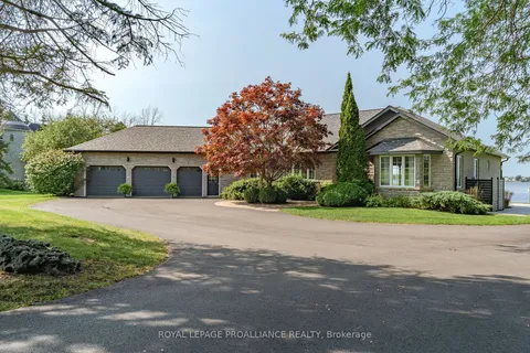 2400 County Rd 3, Prince Edward County, ON K0K 1L0