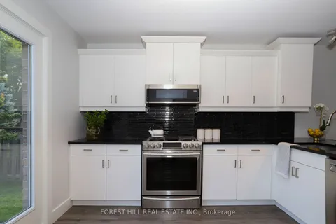 649 Inverness Ave, London, ON N6H 3C5