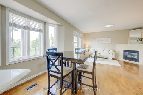 8 Munroe Cres, Guelph, ON N1G 5E3