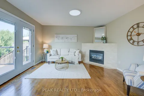 8 Munroe Cres, Guelph, ON N1G 5E3