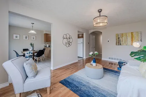 210 Rickson Ave, Guelph, ON N1G 5H1