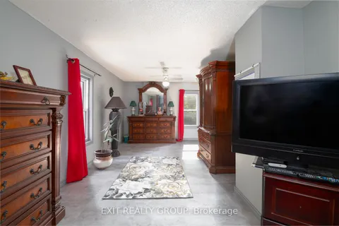 18224 Telephone Rd, Quinte West, ON K8V 5P4