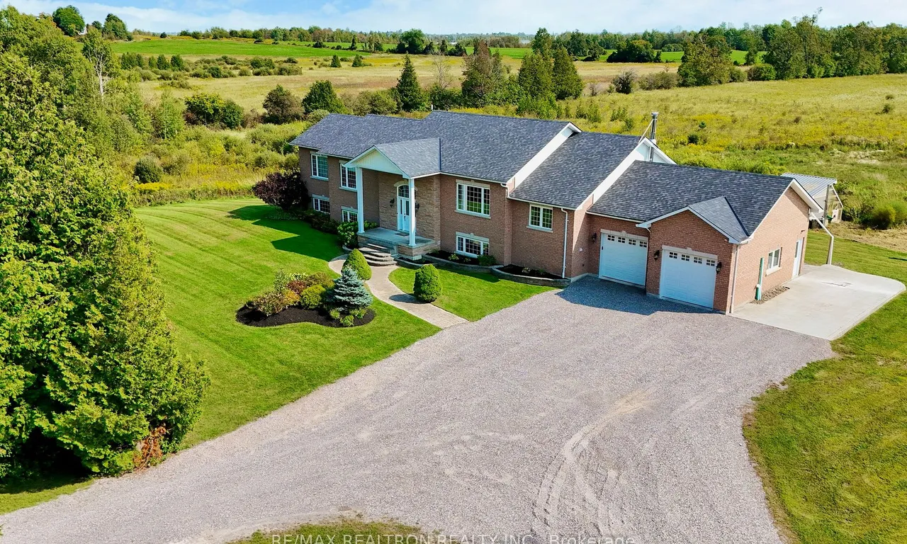 1599 Moore Dr, Cavan Monaghan, ON L0A 1C0