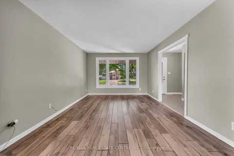 5 Atwood Cres, Norfolk, ON N3Y 4Z5