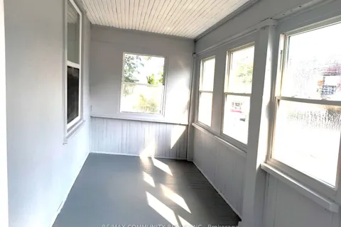 4 Hastings St, Bancroft, ON K0L 1C0