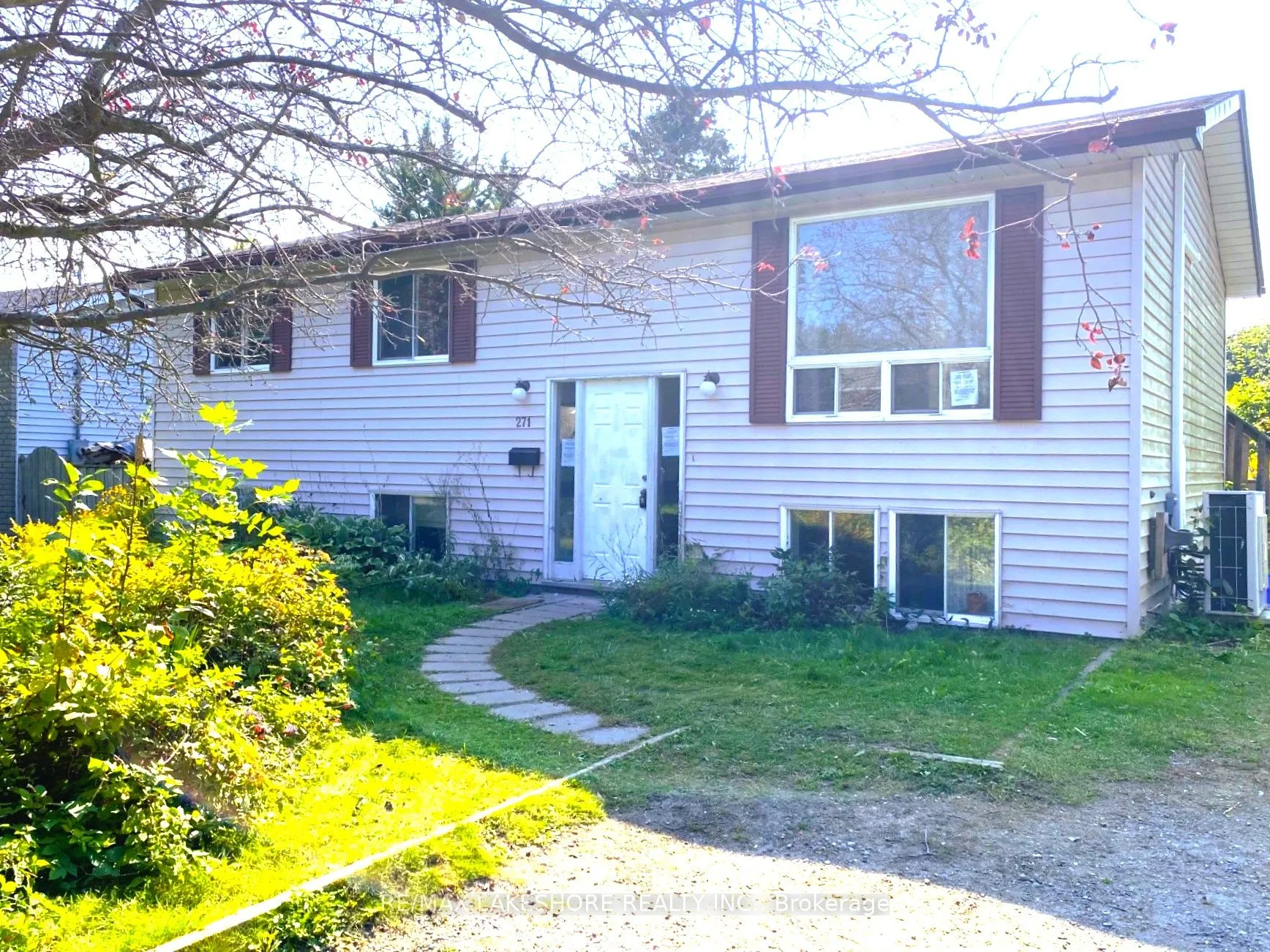 271 Tracey Road, ON K9A 5C6