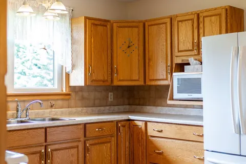 2106 County Road 30 Rd, Brighton, ON K0K 1H0