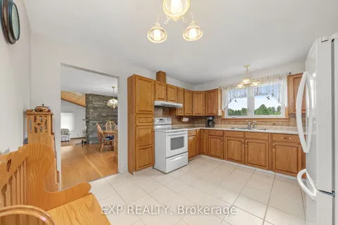 2106 County Road 30 Rd, Brighton, ON K0K 1H0
