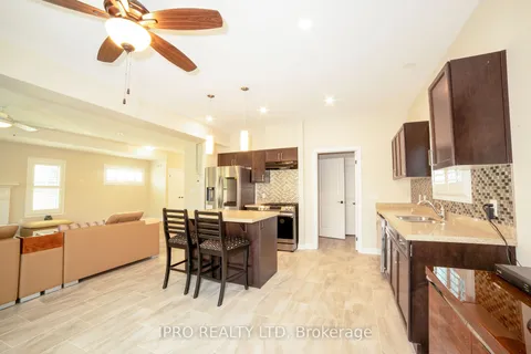 334 Viger Dr, Welland, ON L3B 5E9