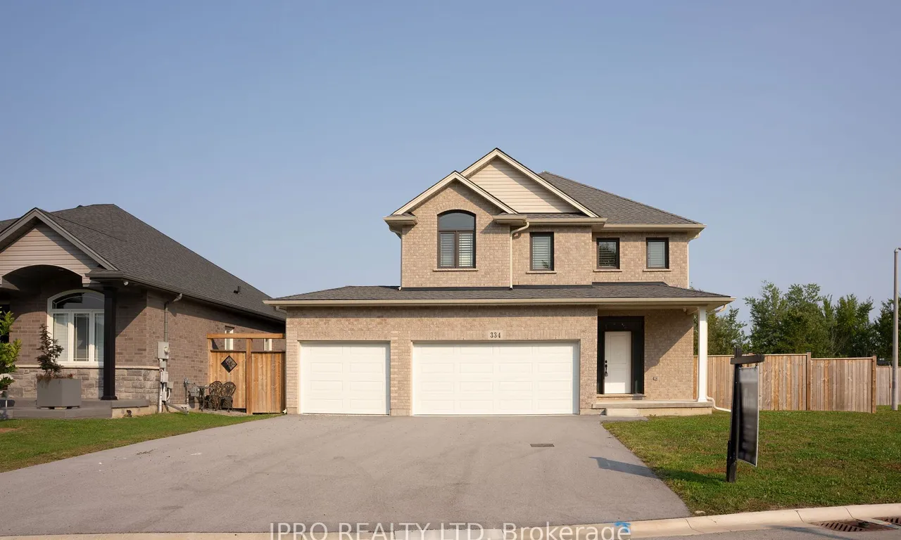 334 Viger Dr, Welland, ON L3B 5E9