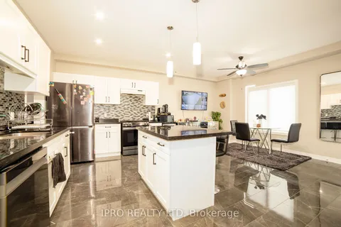 374 Viger Dr, Welland, ON L3B 0E2