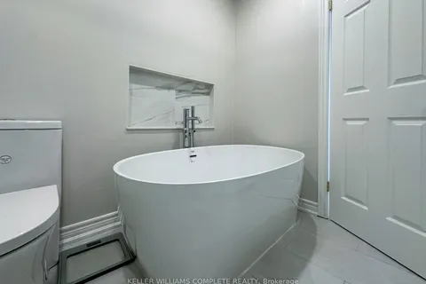 5 Saddler Street, Pelham, ON L0S 1E4