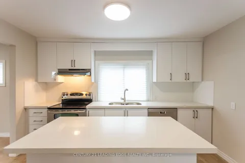 46 Division St, Hamilton, ON L8H 4Z8