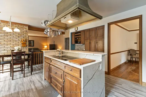 15 SKI VALLEY Cres, London, ON N6K 3H2