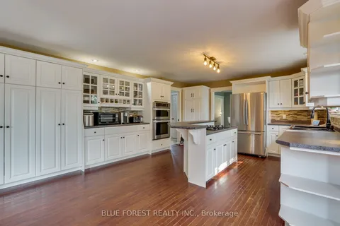 1 Meadowbrook Lane, Thames Centre, ON N0M 2P0