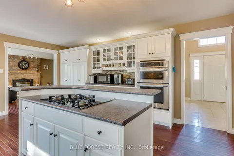 1 Meadowbrook Lane, Thames Centre, ON N0M 2P0