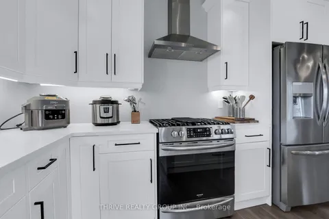 3747 Somerston Cres, London, ON N6L 0G4