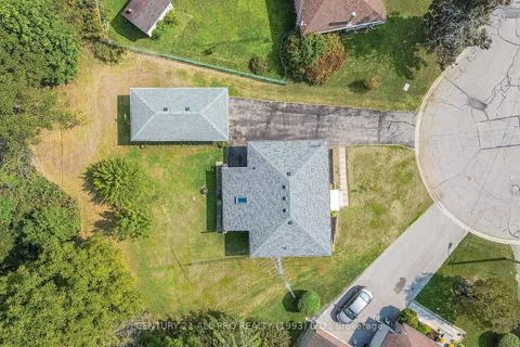 224 Nickerson Dr, Cobourg, ON K9A 1A5
