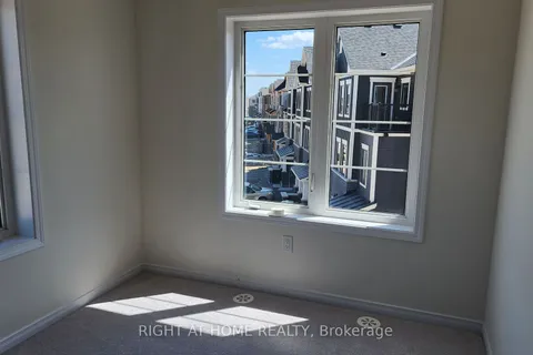 55 Bellhouse Ave, Brantford, ON N3T 5L5