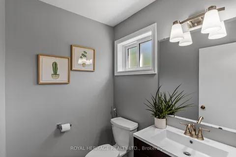 59 Richardson St, Brighton, ON K0K 1H0