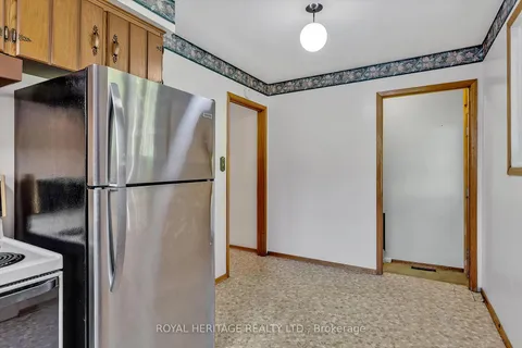 48 Northlin Park Rd, Kawartha Lakes, ON K9V 4P4