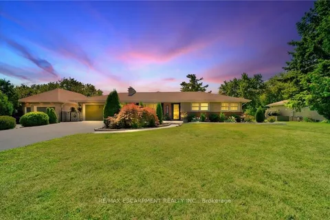 625 Golf Club Rd, Hamilton, ON L0R 1W0