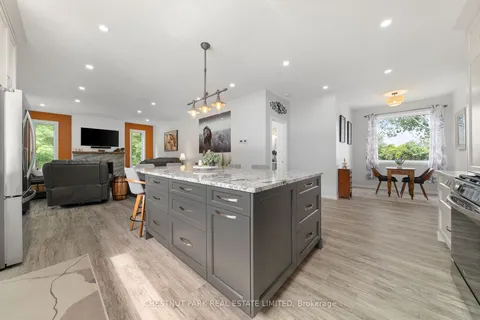 313 Gilead Rd, Prince Edward County, ON K0K 1G0