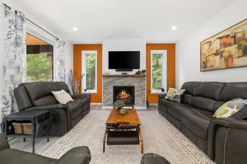 313 Gilead Rd, Prince Edward County, ON K0K 1G0