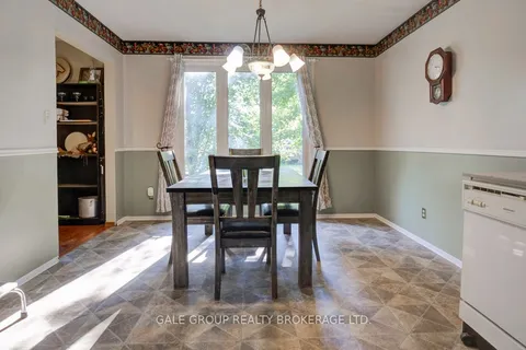 273 Coad St, Southwest Middlesex, ON N0L 1M0