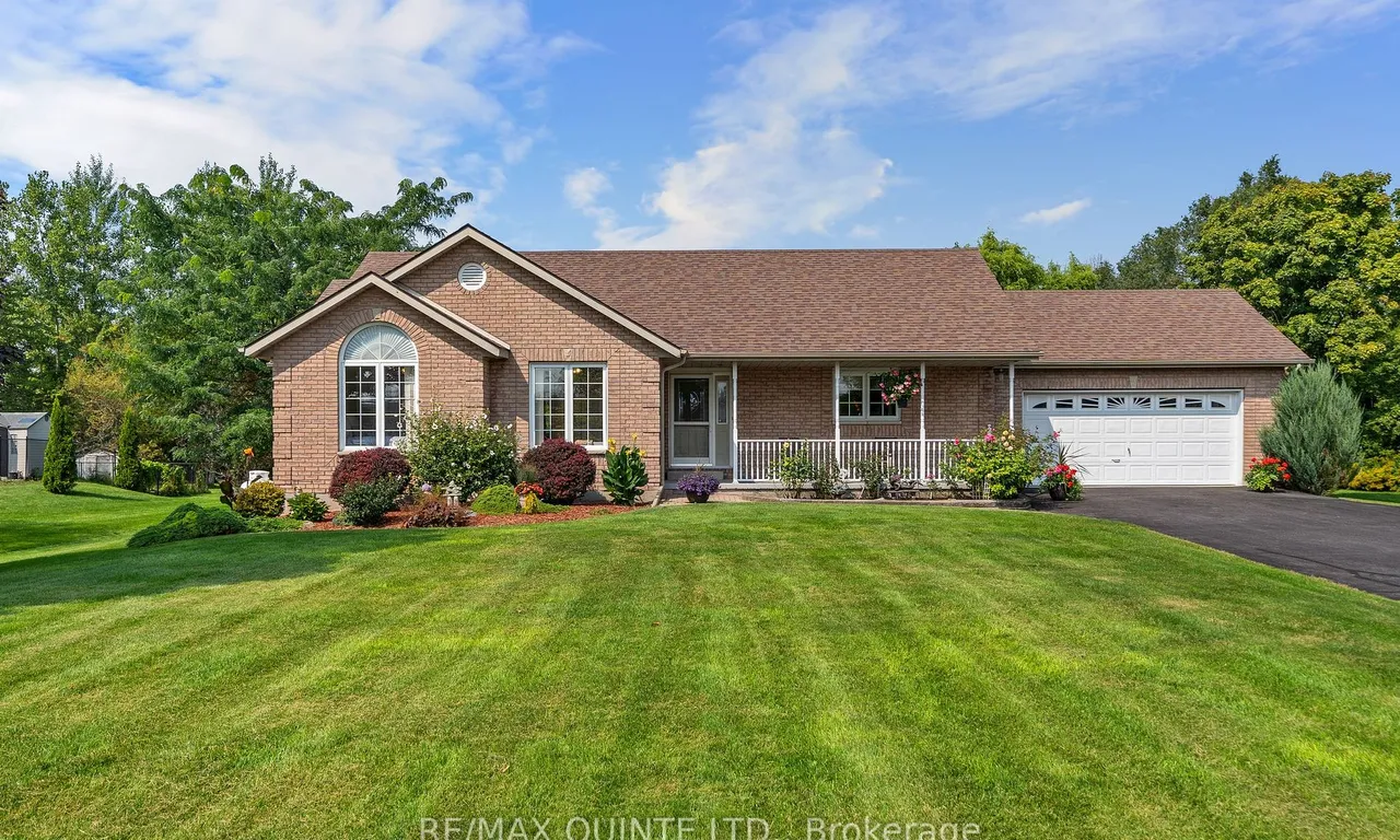 124 County Road 3, Prince Edward County, ON K8N 0L4