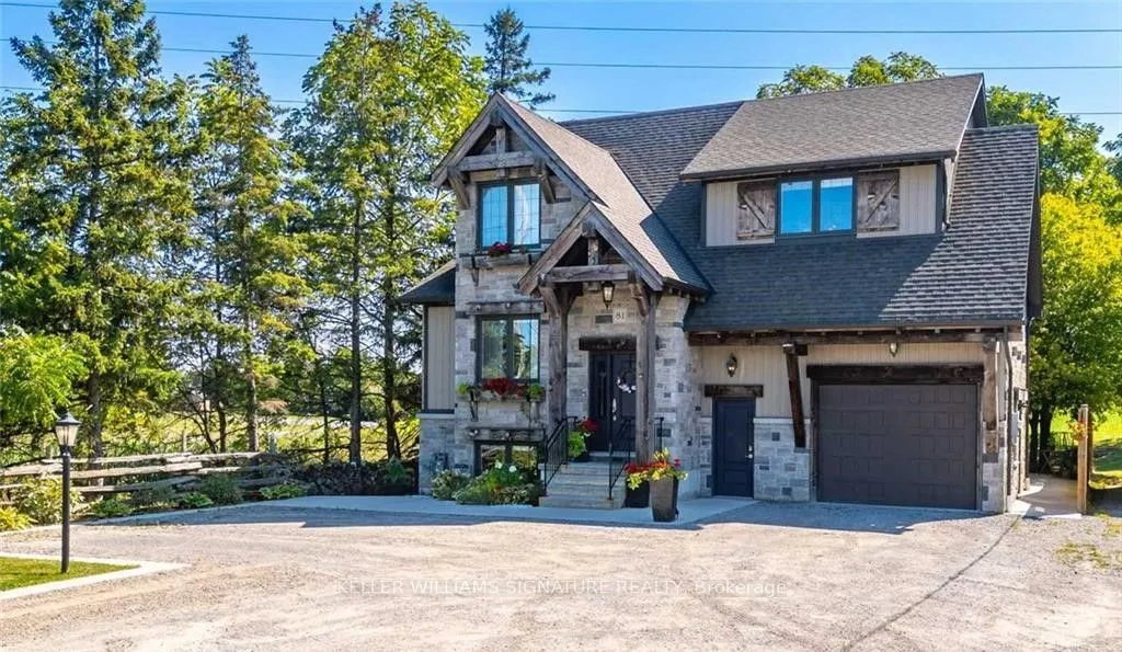 81 Glancaster Rd, Hamilton, ON L9G 3K9