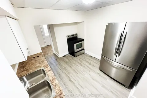 147 Second Ave, North Bay, ON P1B 1L3