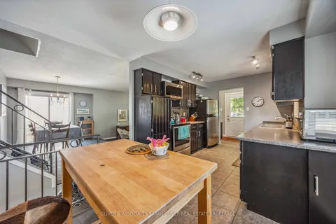 1961 Winslow Cres, Sarnia, ON N0N 1C0